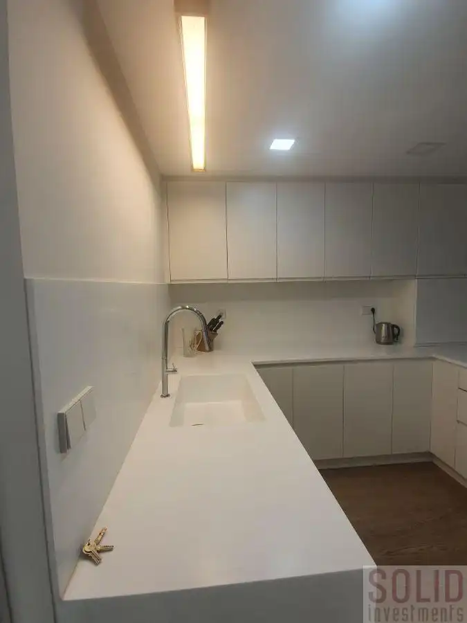 Flat for rent in alameda, Exposició