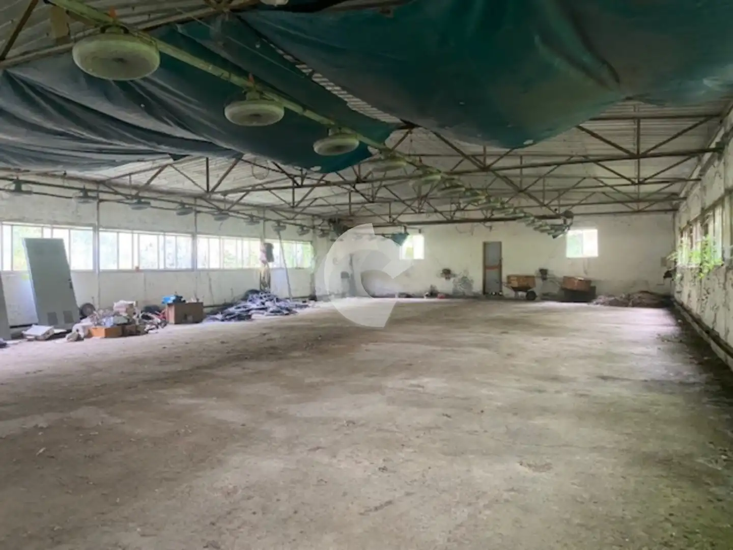 Nave industrial en venta en Lobios