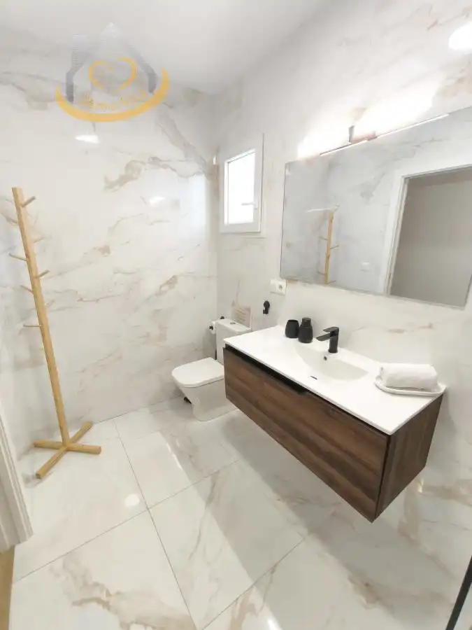 Baño de Piso en venta en Cartaya con Aire acondicionado, Trastero y Amueblado
