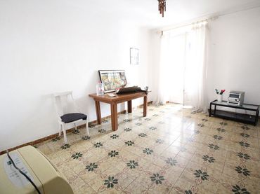 Flat with balcony for sale in Carrer Nou de la Rambla