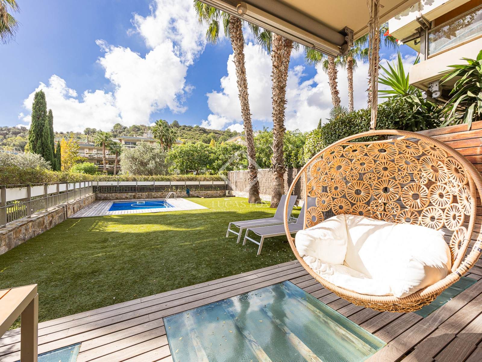 Garden of Flat for sale in  Barcelona Capital  with Air Conditioner, Heating and Private garden