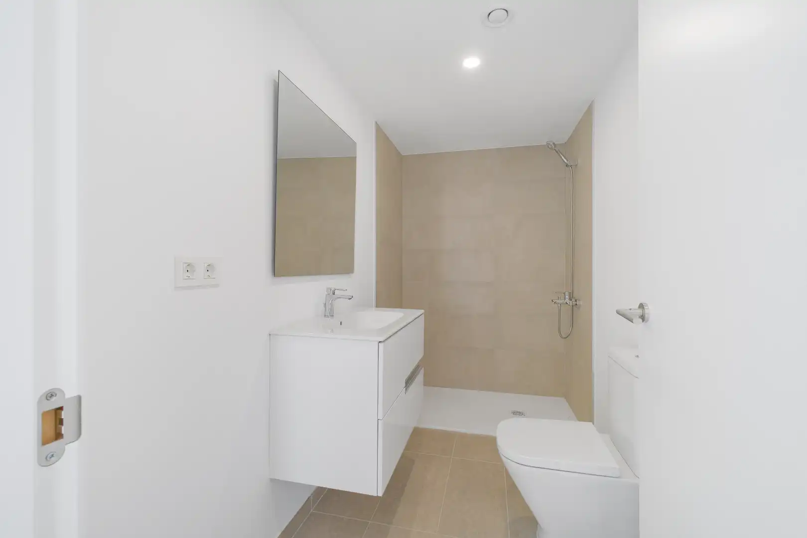 New build Duplex with terrace for sale in Avinguda de la Torre del Vallès 78, imagen 9