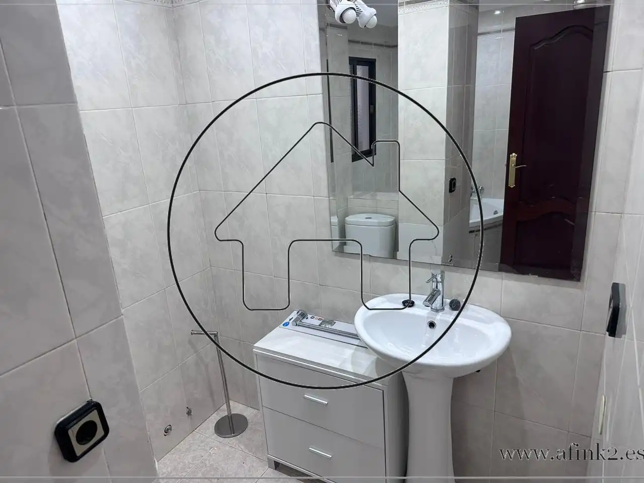 Bathroom of Flat for rent in Huelva  with Furnished