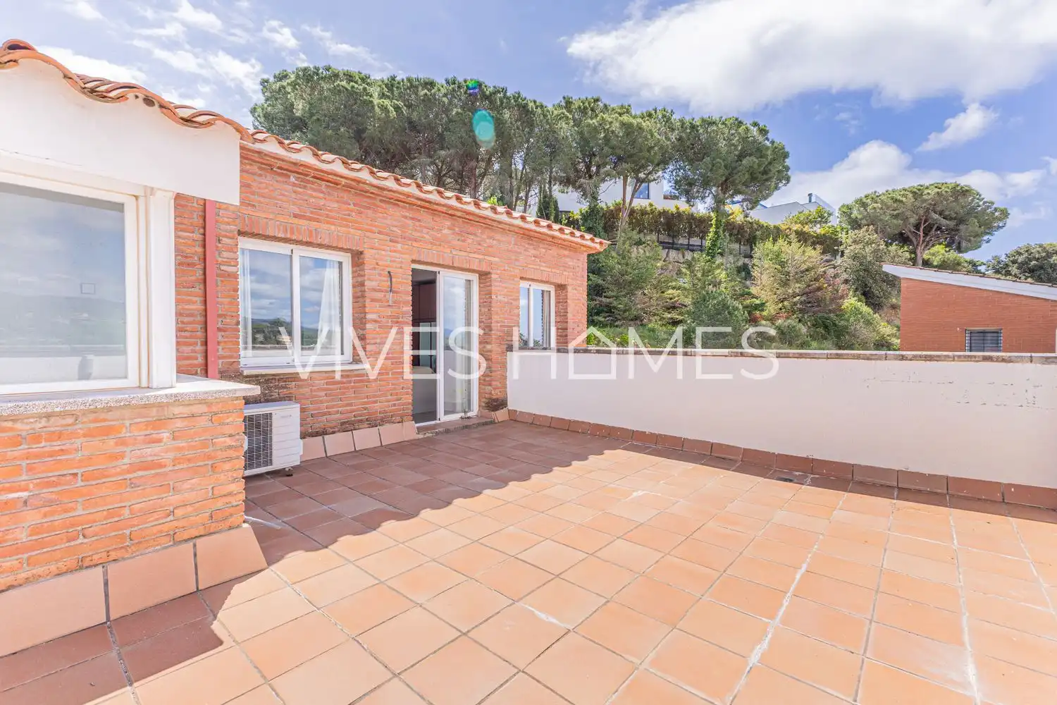 Exterior view of Houses for sale in Caldes d'Estrac  with Air Conditioner, Heating and Private garden