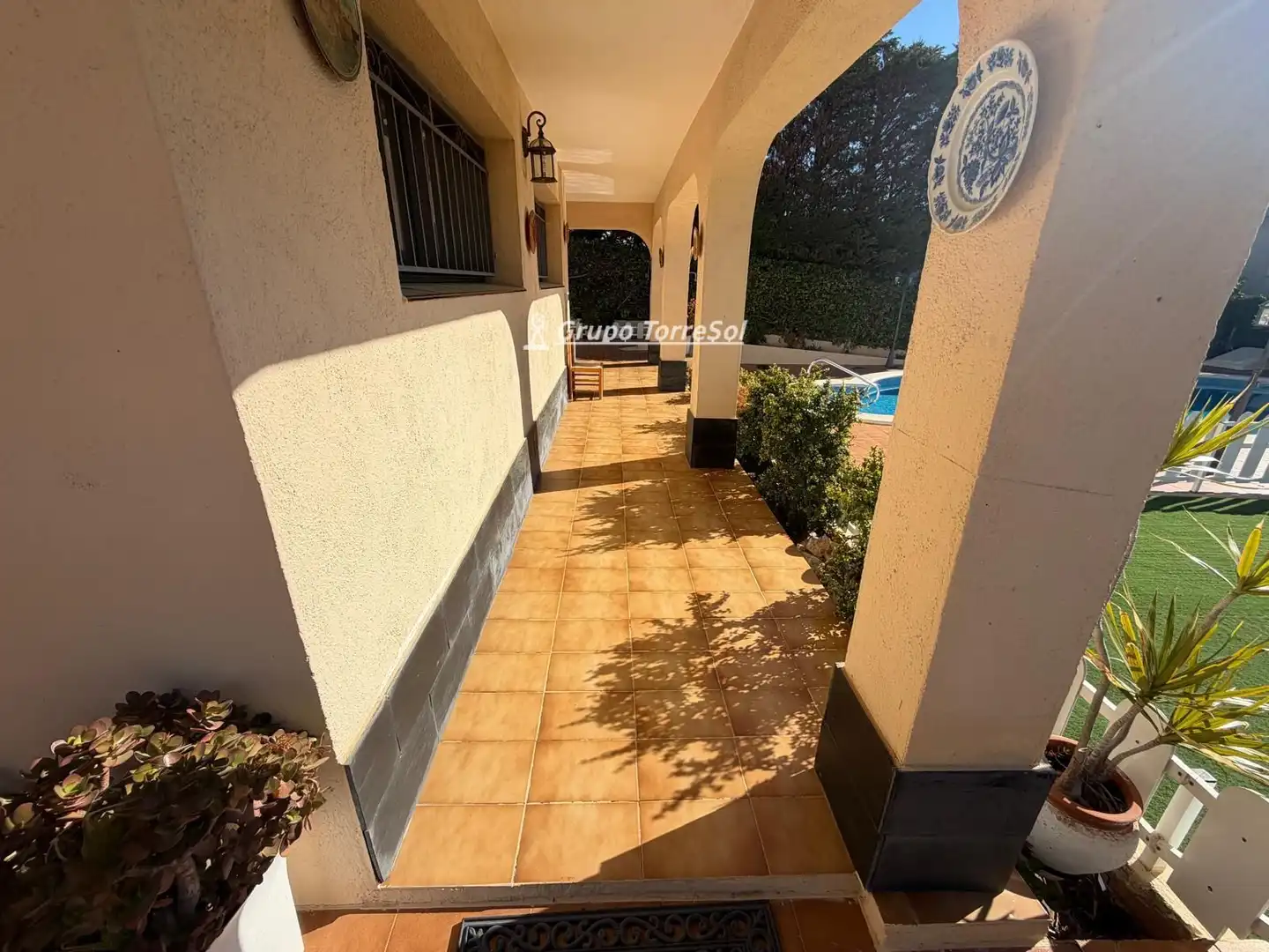 Vista exterior de Casa o chalet en venta en El Vendrell con Calefacción, Terraza y Piscina