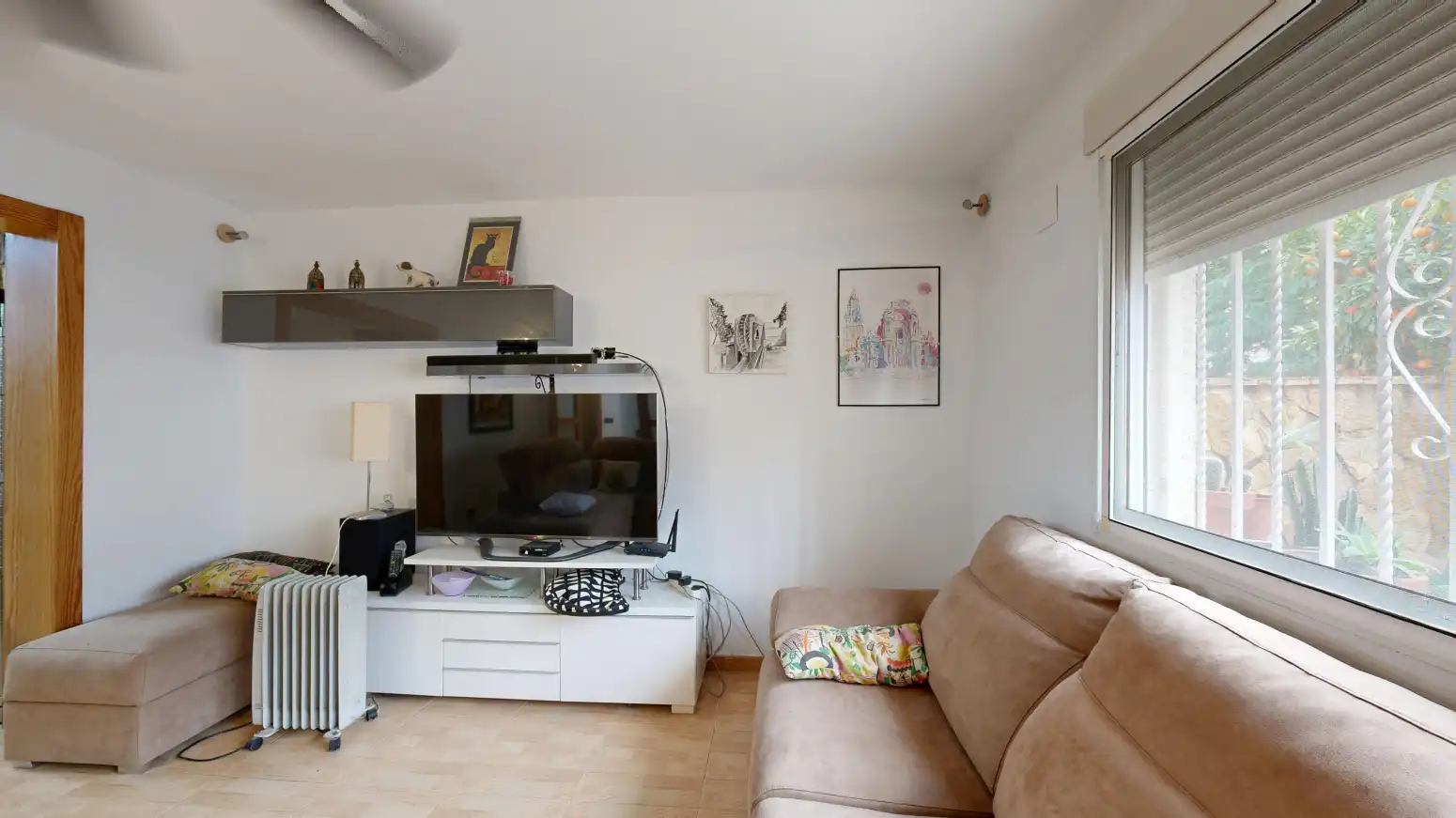 Sala de estar de Casa adosada en venta en Murcia con Terraza y Balcón