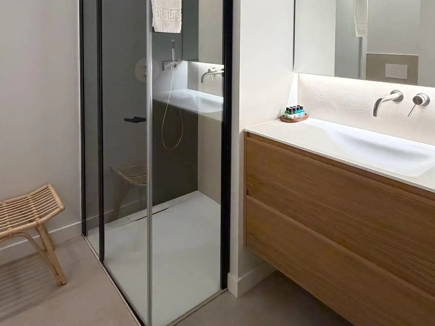Bany de Loft en venda en Sevilla amb Aire condicionat, Calefacció i Moblat