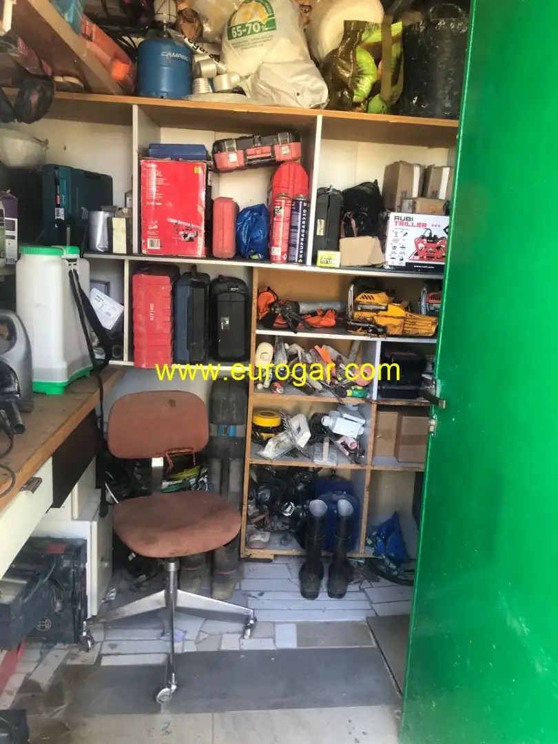 Casa o chalet en venta en Chiva con Piscina