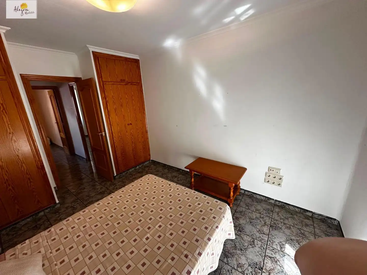 Habitación de Apartamento de alquiler en Torrent con Aire acondicionado y Amueblado