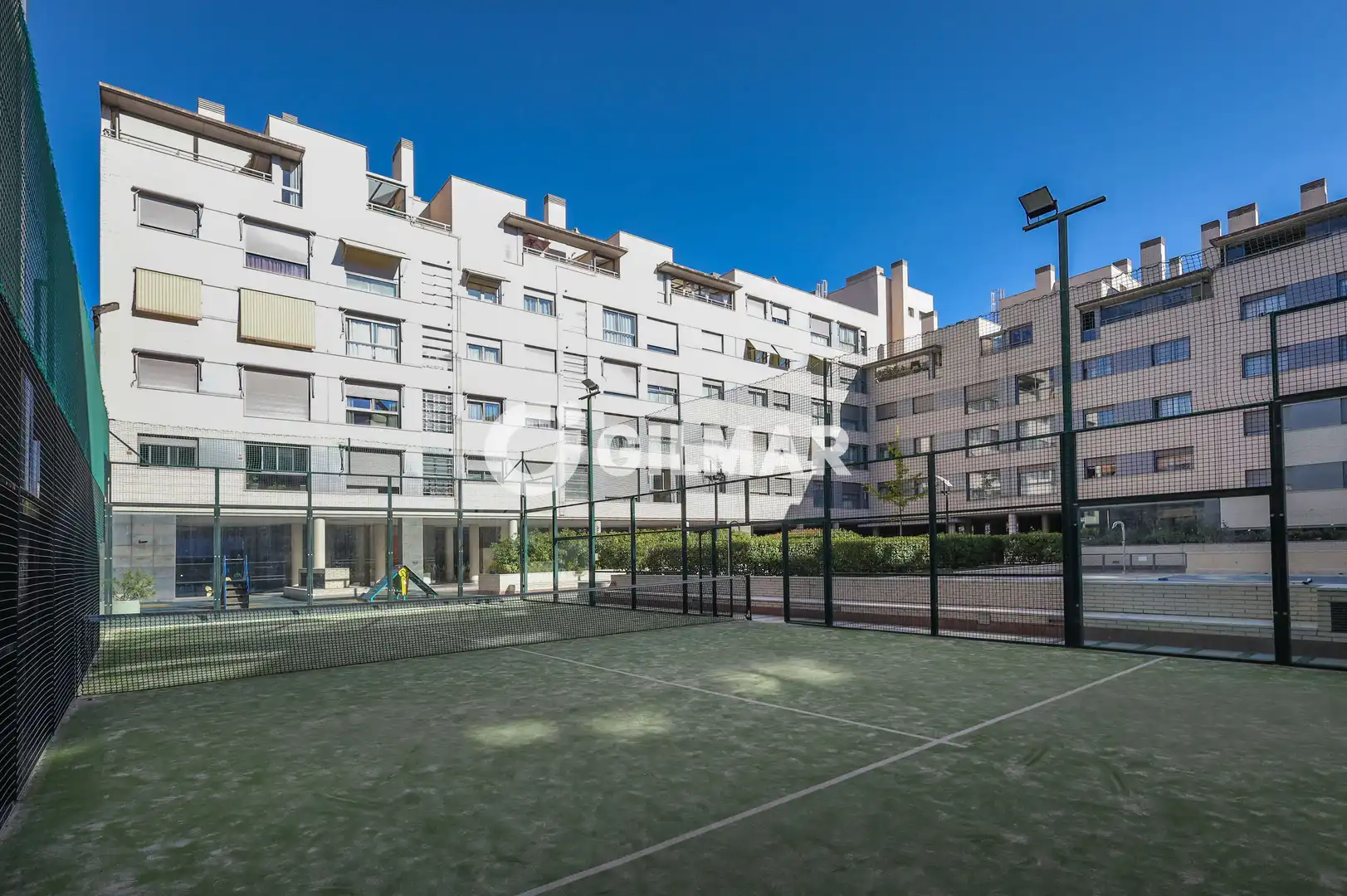 Vista exterior de Àtic en venda en Arganzuela