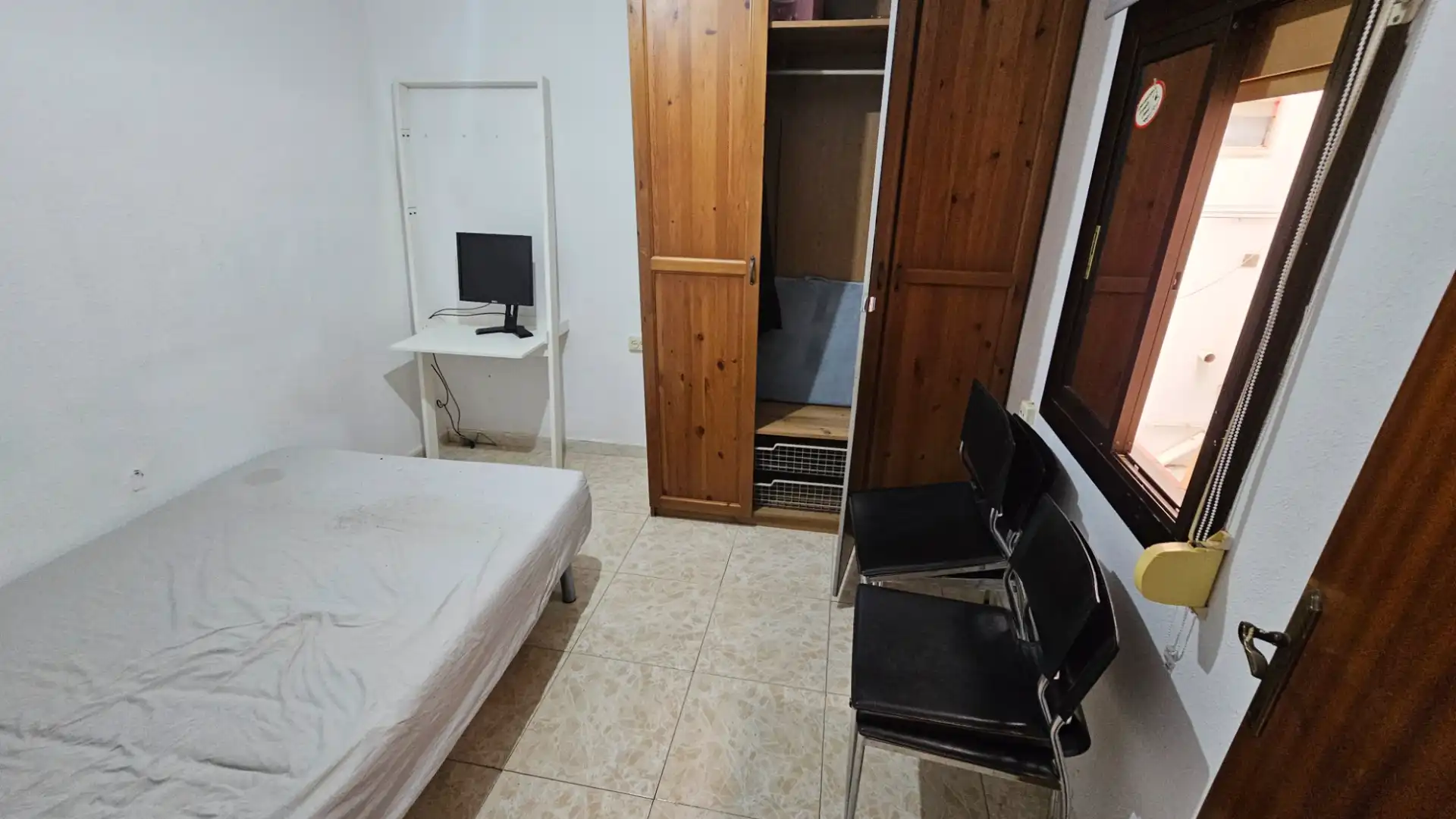 Habitación de Piso en venta en Santa Coloma de Gramenet con Aire acondicionado y Horno