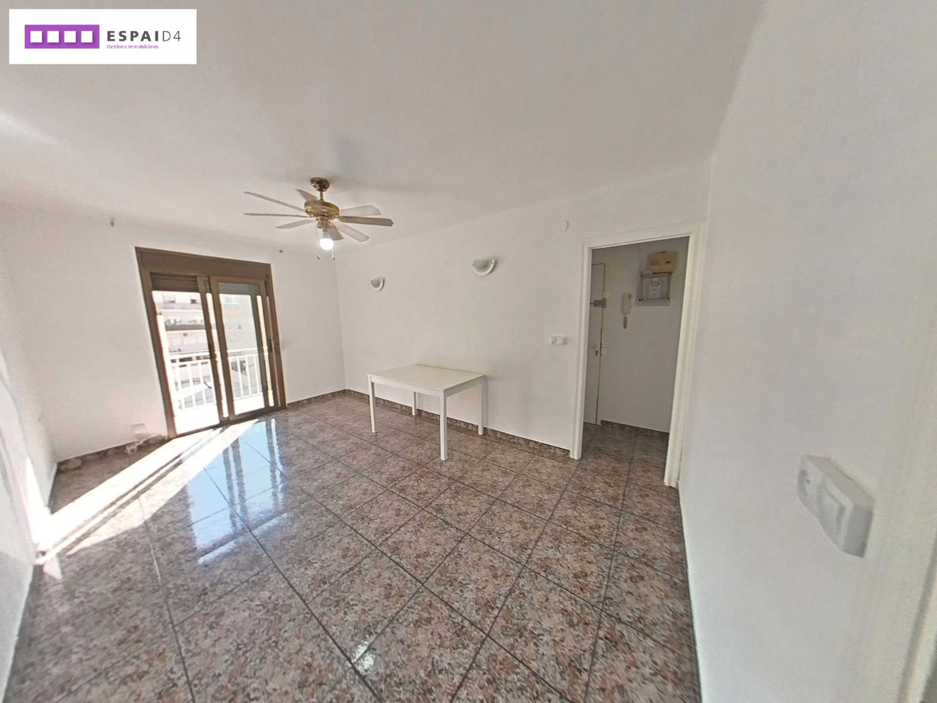 Sala d'estar de Pis en venda en Ripollet amb Forn i Balcó