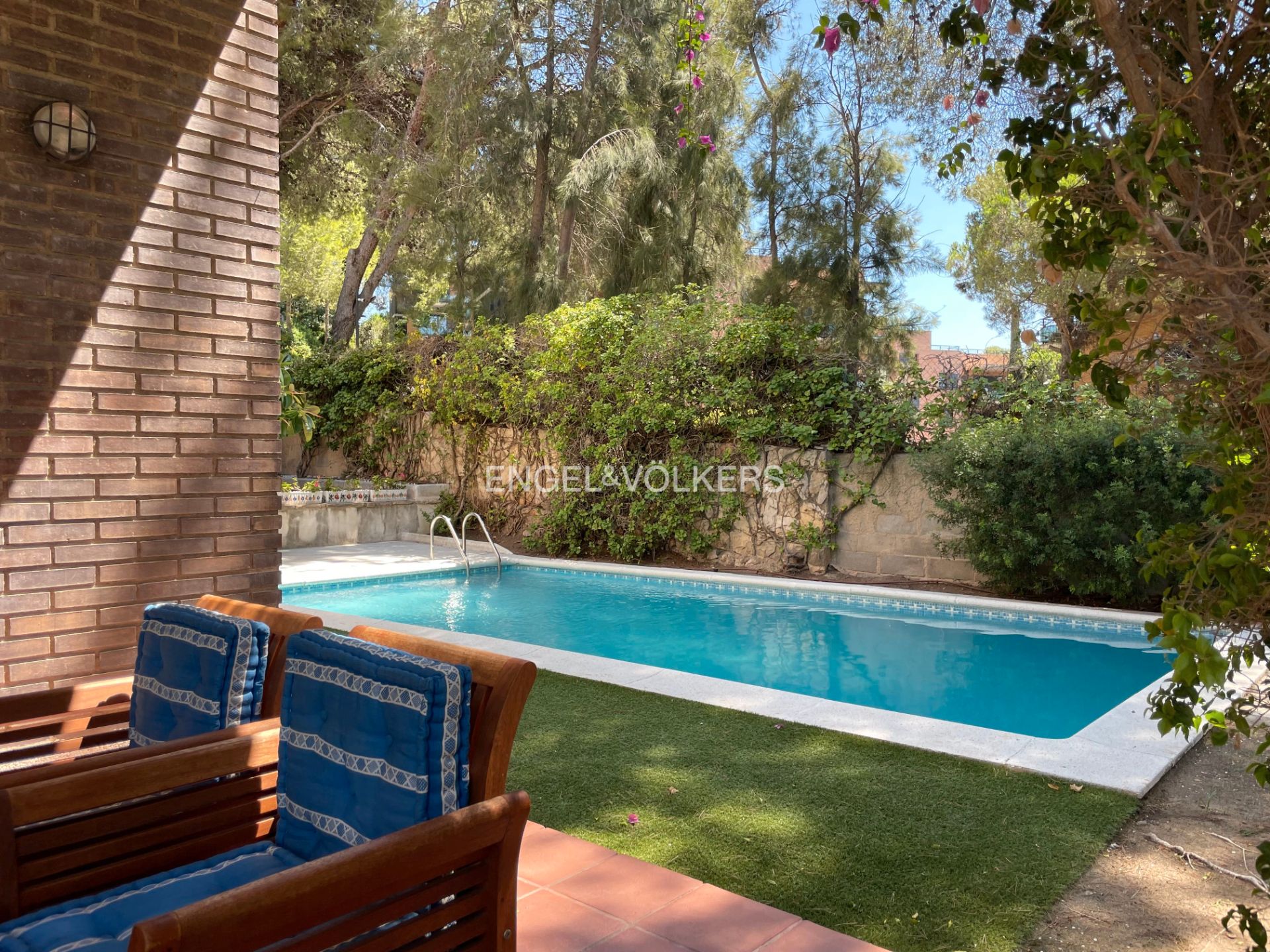 Piscina de Casa o xalet en venda en Salou amb Aire condicionat, Calefacció i Jardí privat