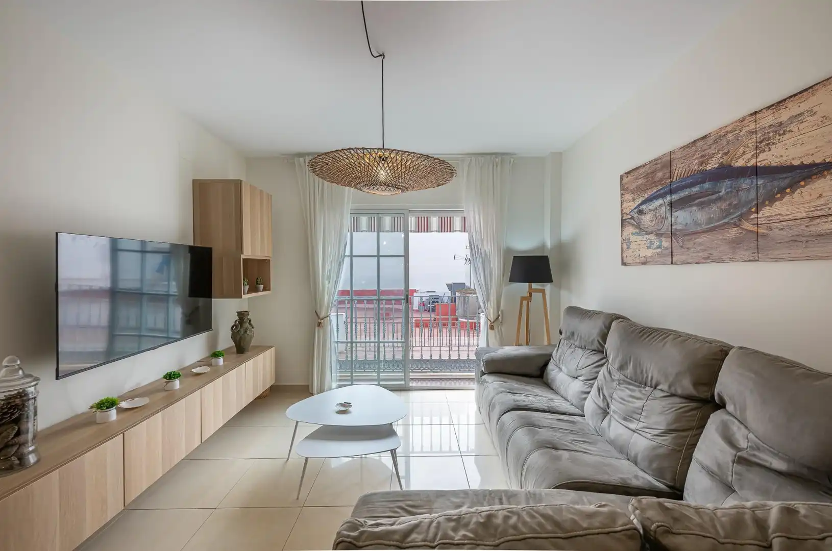 Appartement compact avec ascenseur à louer à Calle QUEMADA