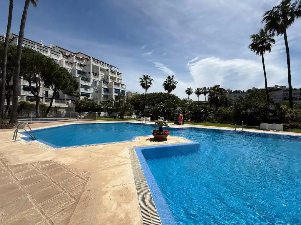 Àtic amb piscina en venda a Nueva Andalucía, imagen 18