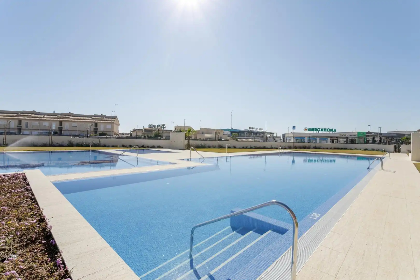 Apartment with pool for sale in Nueva Torrevieja - Aguas Nuevas, imagen 3