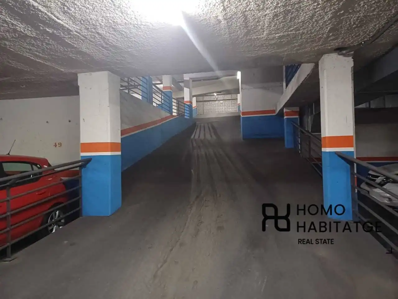 Parking with lift for sale in Calle bosch i cardellach, imagen 7