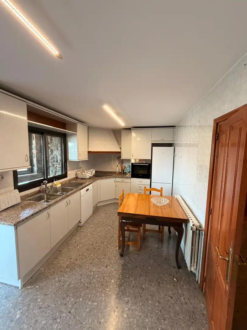 Cocina de Casa o chalet en venta en Sant Julià de Lòria con Calefacción, Jardín privado y Terraza