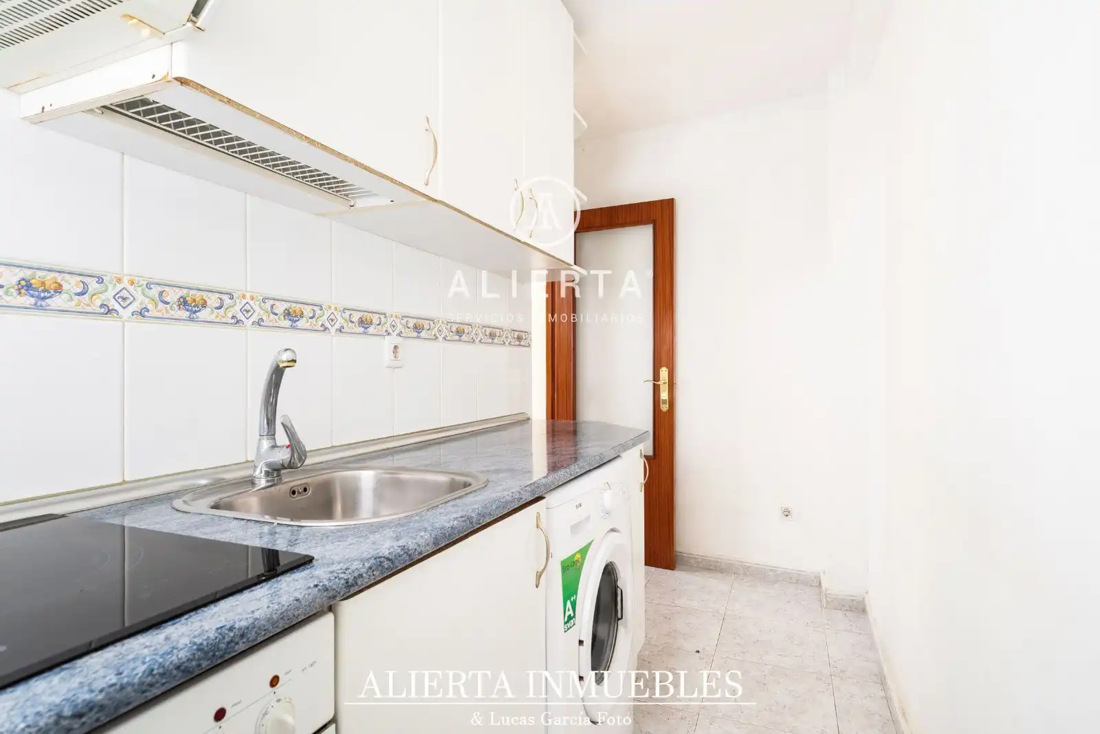 Kitchen of Flat for sale in Zaragoza  with Heating