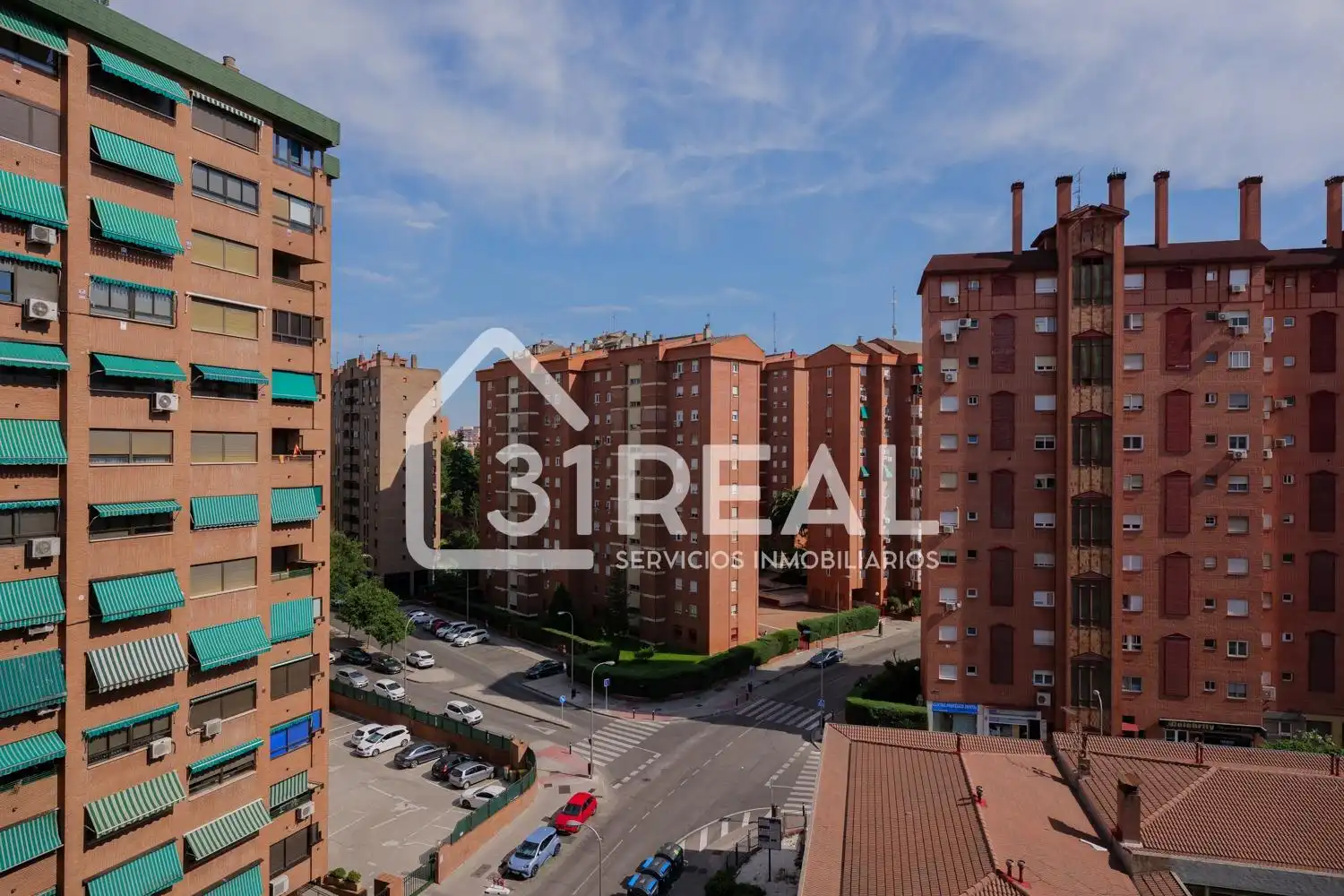 Vista exterior de Pis en venda en Madrid amb Aire condicionat, Calefacció i Jardí privat