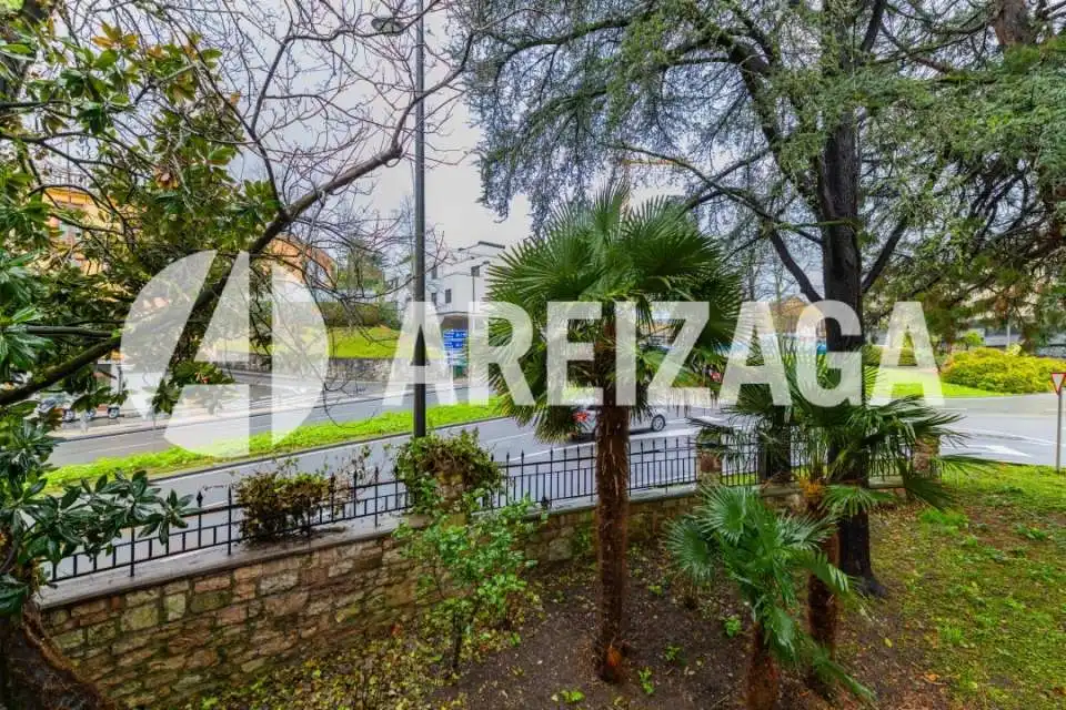 Garten von Wohnung zum Verkauf in Donostia - San Sebastián  mit Heizung, Terrasse und Möbliert