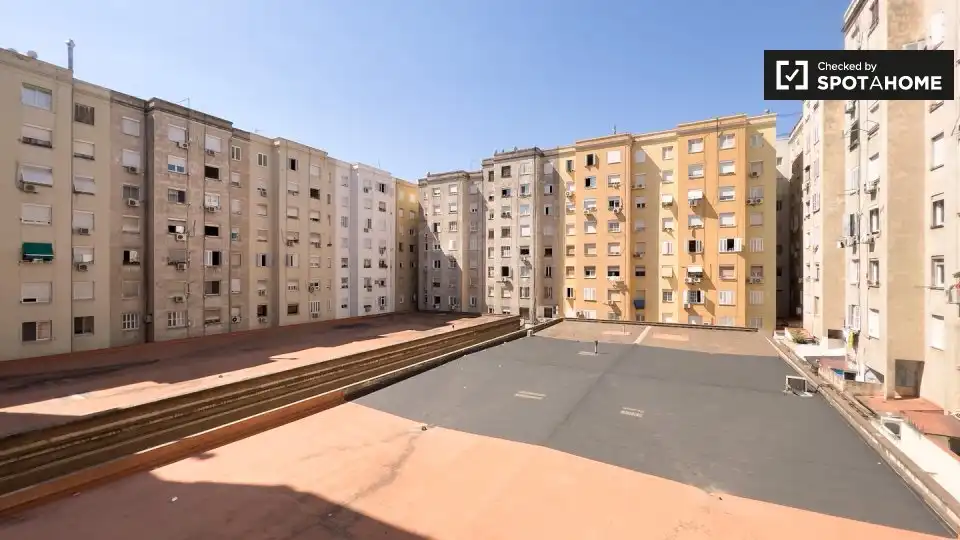Exterior view of Flat for rent in Barcelona  with Air Conditioner, Heating and Furnished