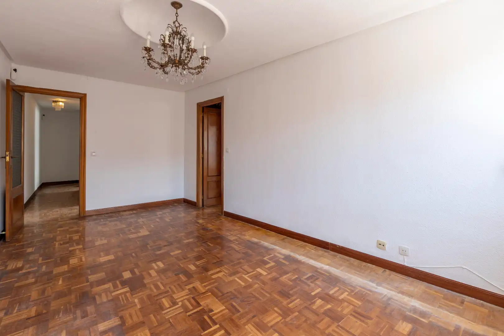 Schlafzimmer von Dachboden zum Verkauf in Madrid mit Klimaanlage, Heizung und Parkett