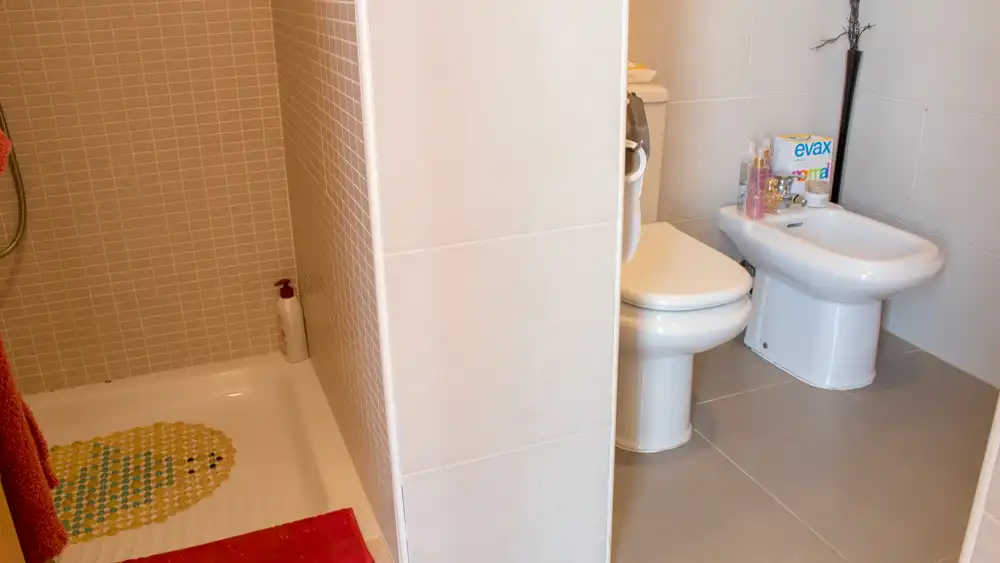 Baño de Ático en venta en Dénia con Aire acondicionado, Calefacción y Terraza