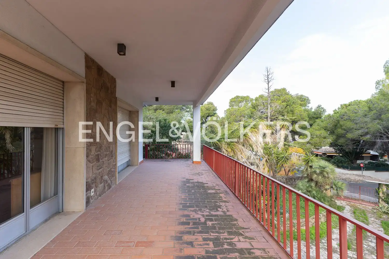 Terraza de Casa o chalet en venta en Paterna con Aire acondicionado, Calefacción y Jardín privado