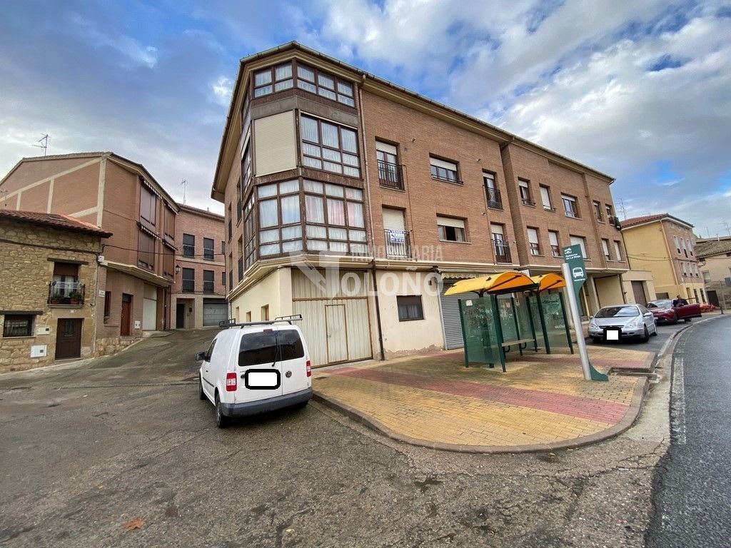 Exterior view of Flat for sale in Tirgo  with Heating, Parquet flooring and Storage room