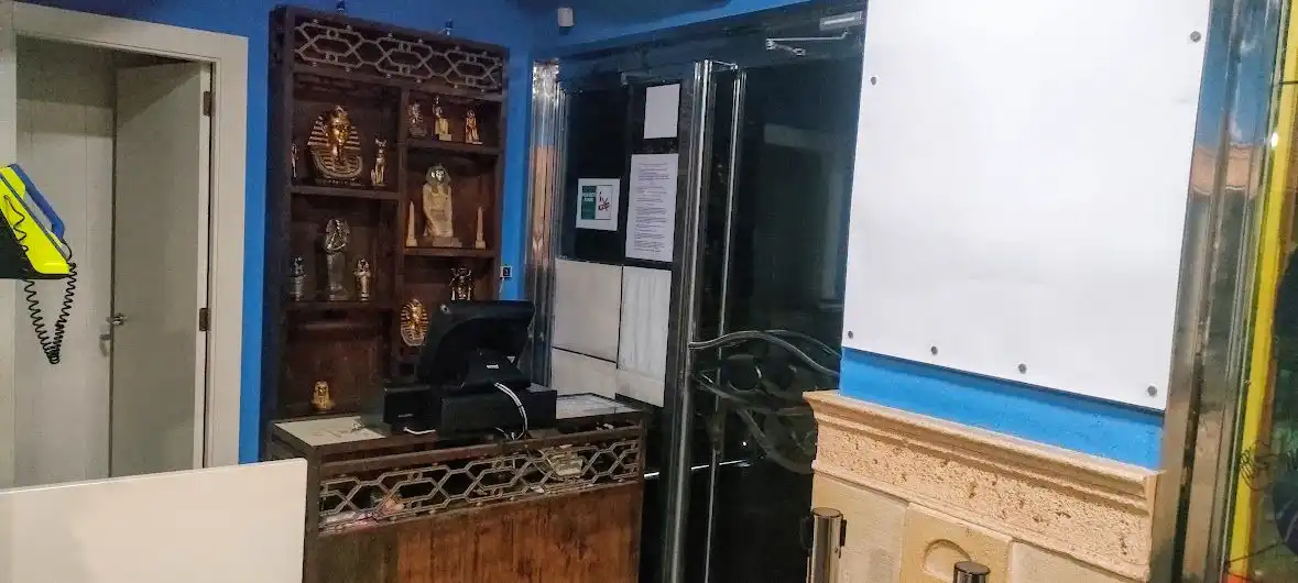 Local comercial en traspaso en MIGUEL SERVET, imagen 10
