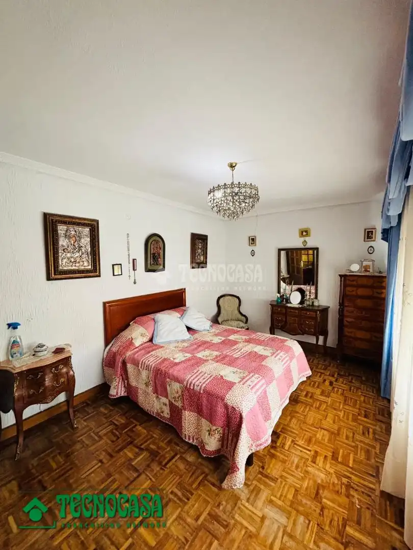 Habitación de Casa o chalet en venta en Casarrubios del Monte
