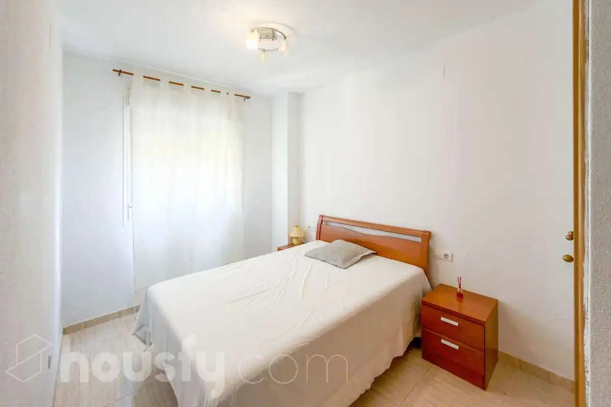Bedroom of Flat for rent in Oropesa del Mar / Orpesa  with Air Conditioner, Terrace and Balcony