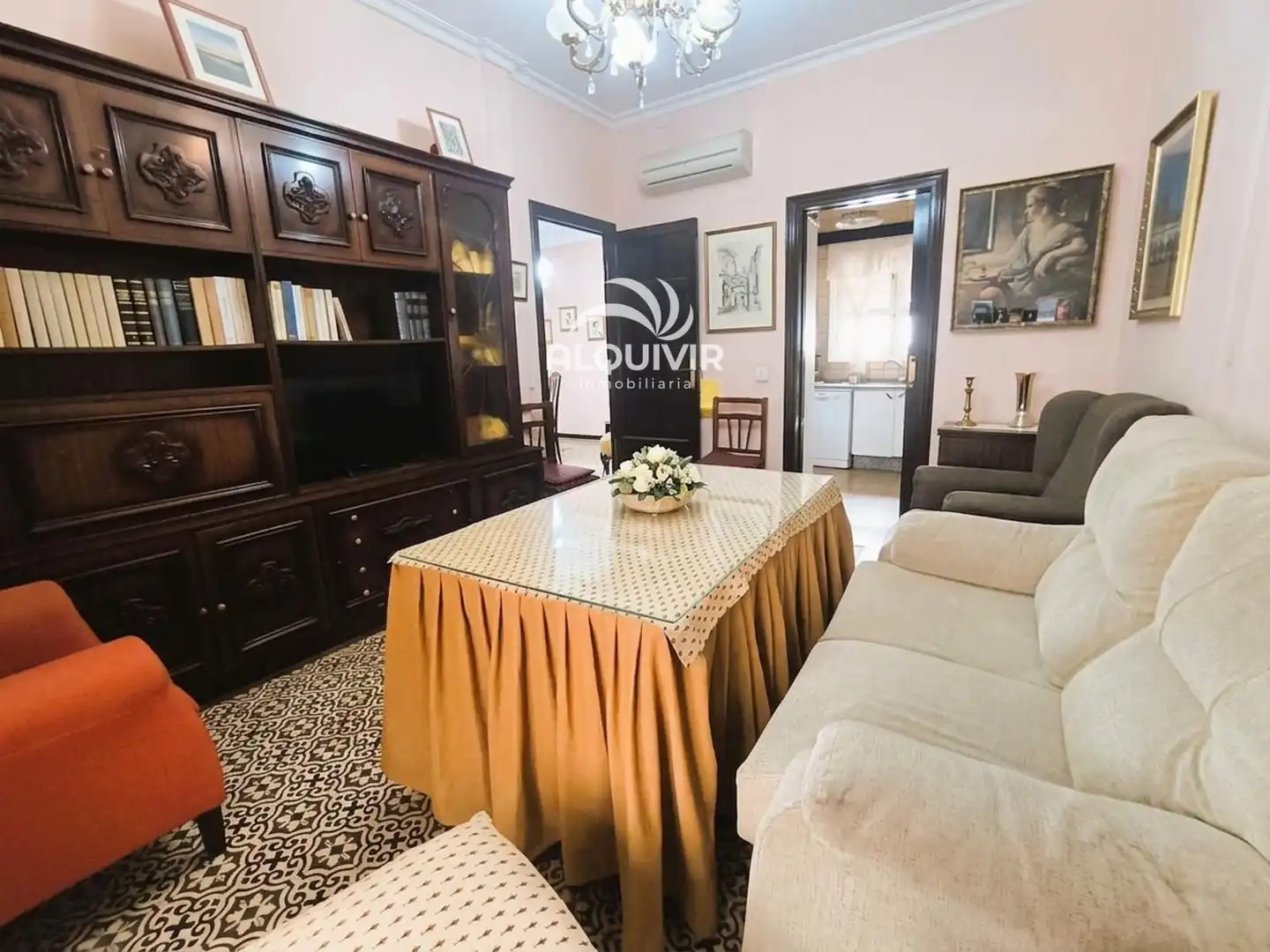 Sala de estar de Edificio en venta en Sevilla