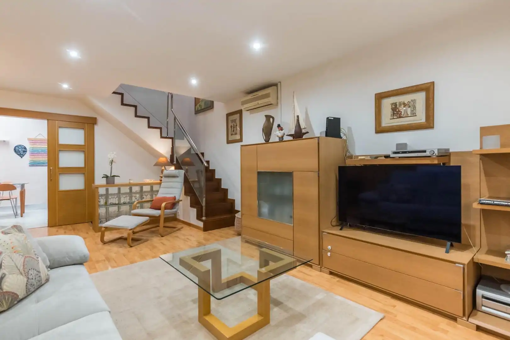 Sala d'estar de Casa adosada de lloguer en Murcia amb Calefacció, Parquet i Terrassa