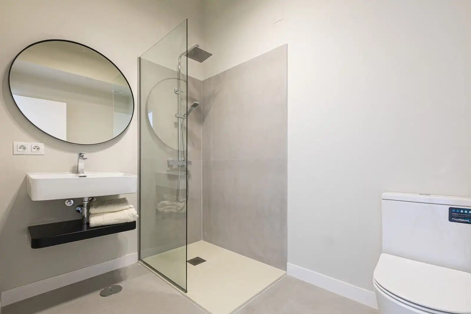 Badezimmer von Maisonette zum Verkauf in Marbella mit Klimaanlage, Terrasse und Möbliert