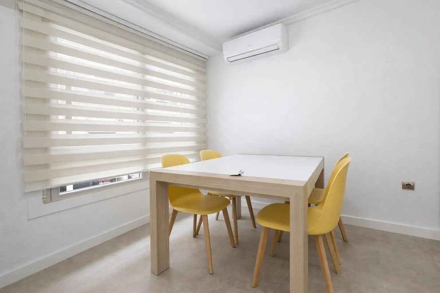 Comedor de Apartamento en venta en Santa Pola con Aire acondicionado y Amueblado