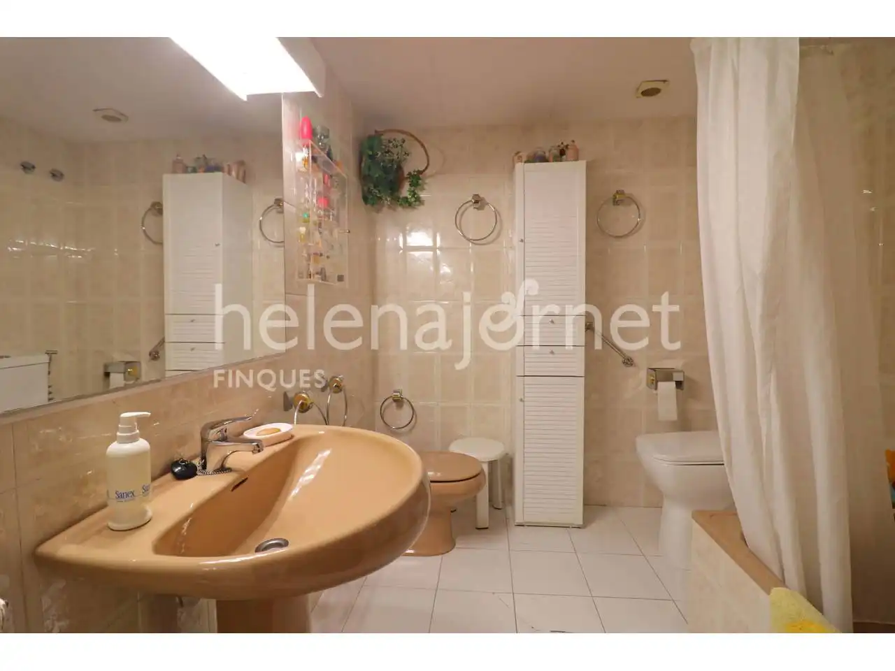 Bathroom of Flat for sale in Sant Feliu de Guíxols  with Air Conditioner, Heating and Terrace