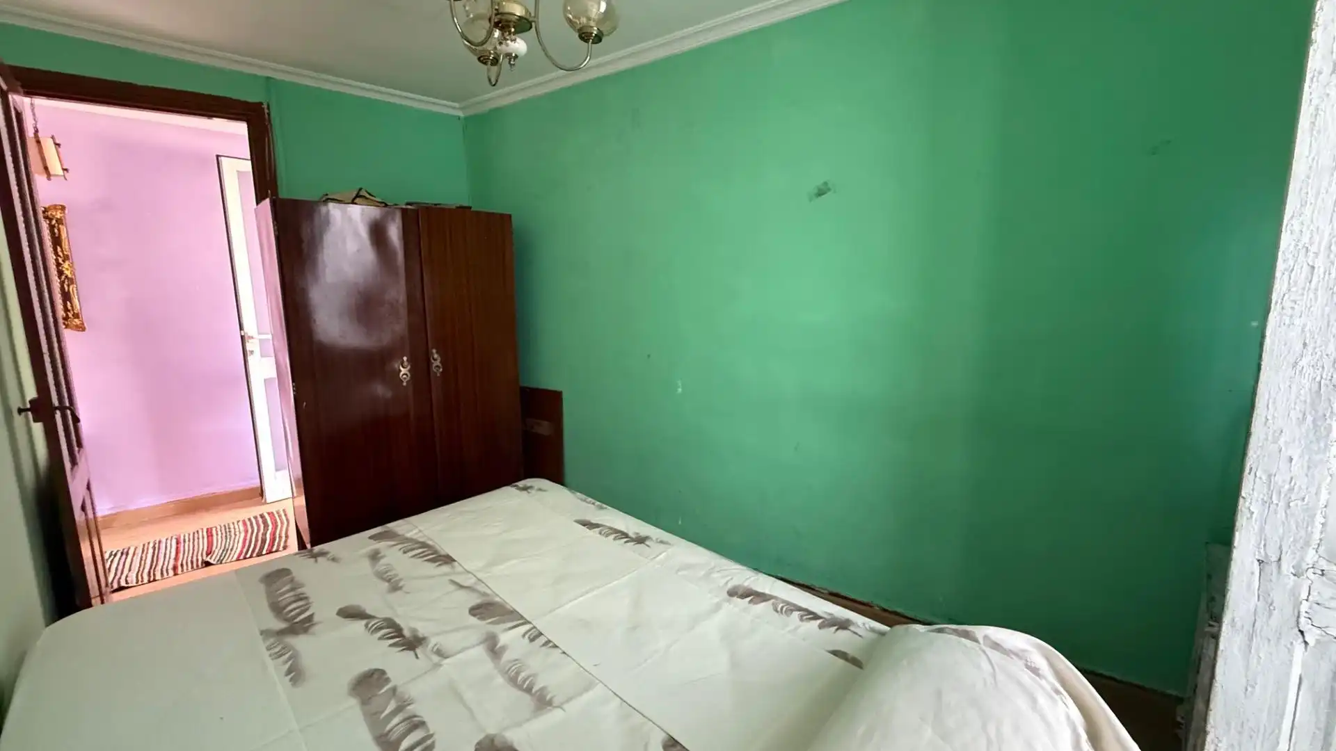 Habitación de Finca rústica en venta en Allariz con Jardín privado, Terraza y Amueblado