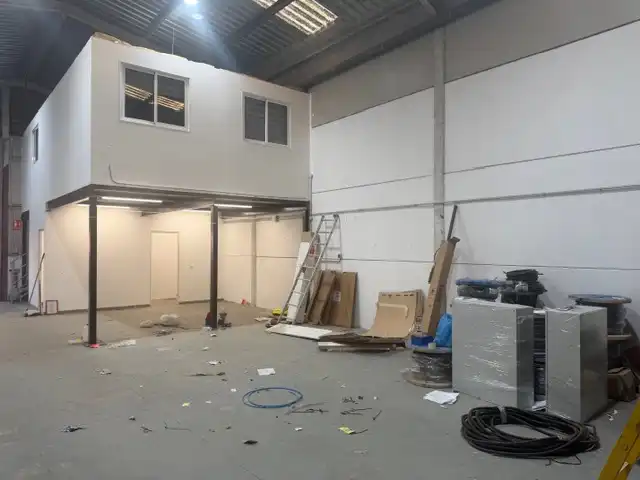Fabrikhallen zum Verkauf in Jerez de la Frontera