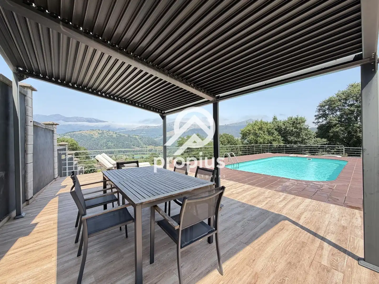 Terraza de Casa o chalet en venta en Cangas de Onís con Calefacción, Terraza y Trastero