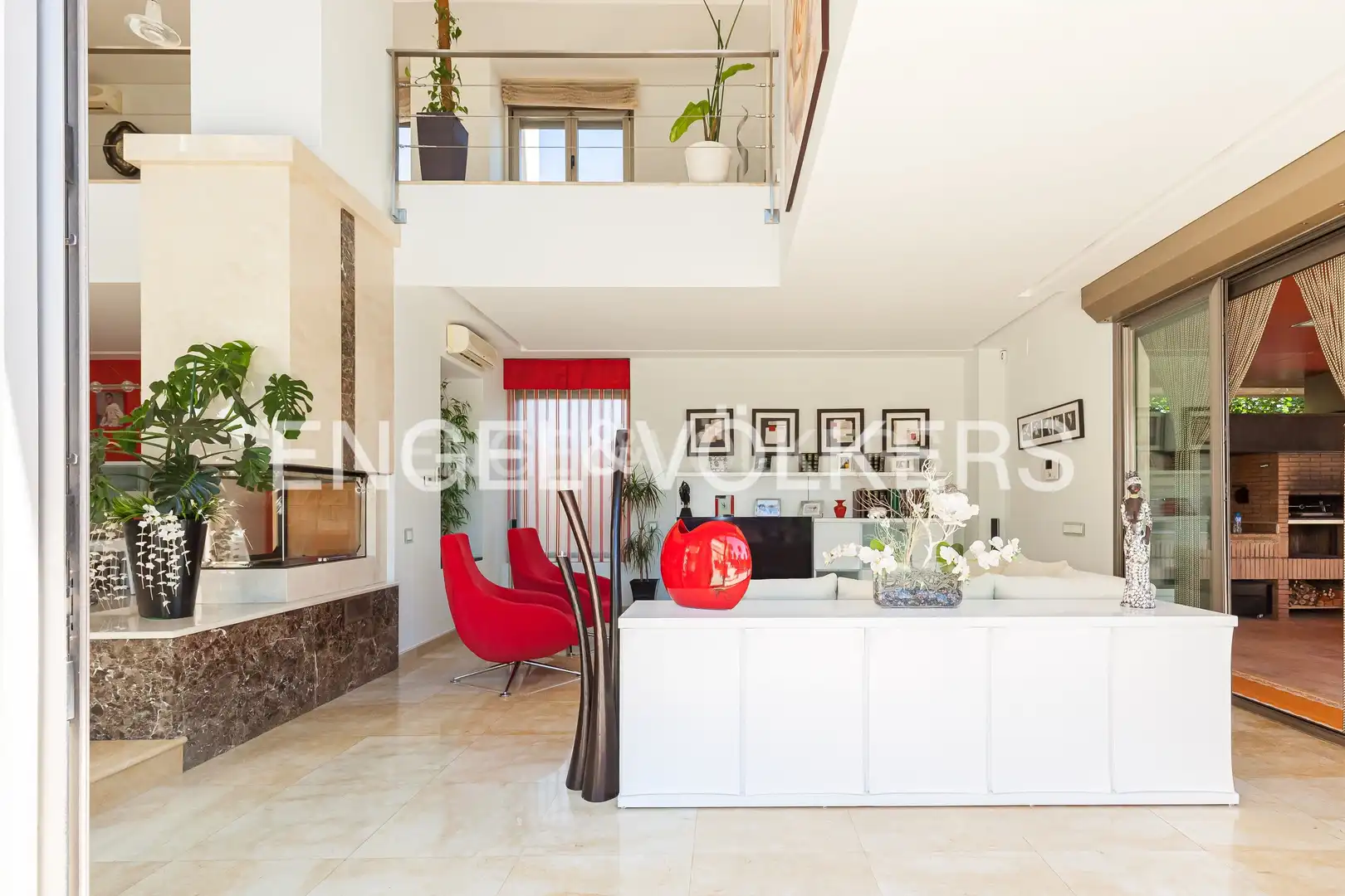 Sala de estar de Casa o chalet en venta en Azuqueca de Henares con Aire acondicionado, Calefacción y Jardín privado