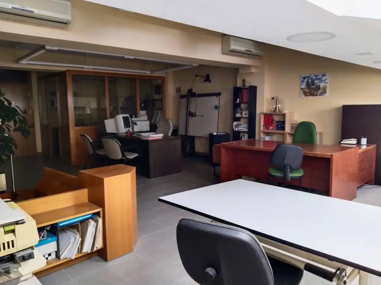 Büro zur Miete in Burgos mit Klimaanlage