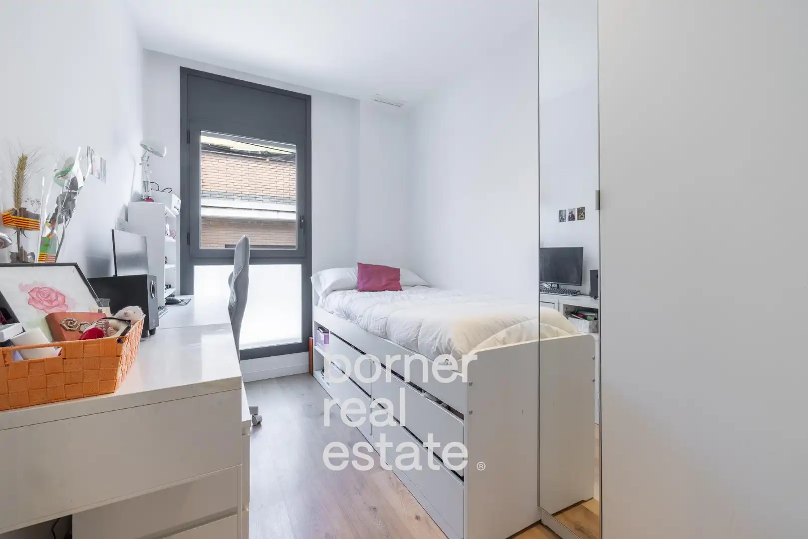 Bedroom of Flat for sale in Terrassa  with Air Conditioner, Heating and Parquet flooring
