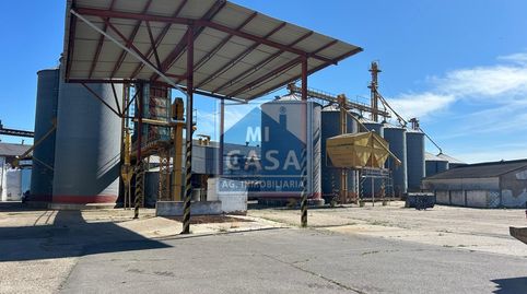 Foto 4 von Fabrikhallen zum Verkauf in Oeste, Mérida