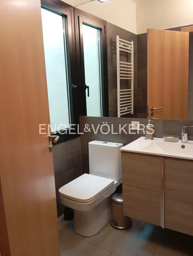 Baño de Casa o chalet en venta en Barcelona con Calefacción y Jardín privado