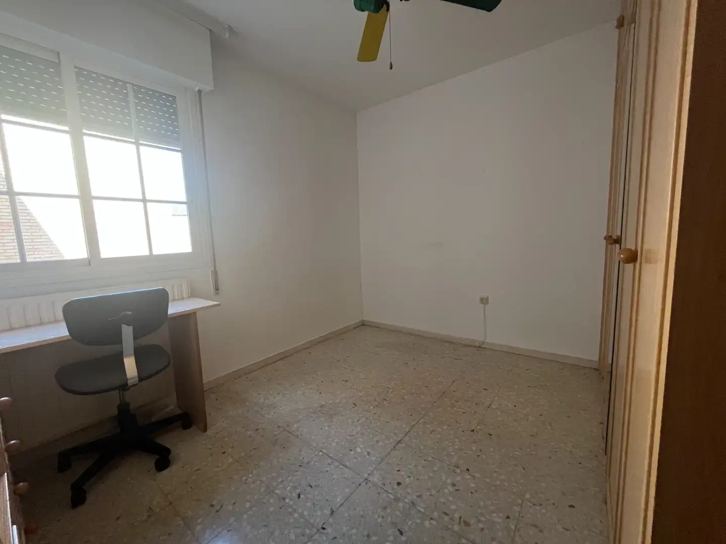 Bedroom of Flat for sale in Velilla de San Antonio  with Heating and Terrace