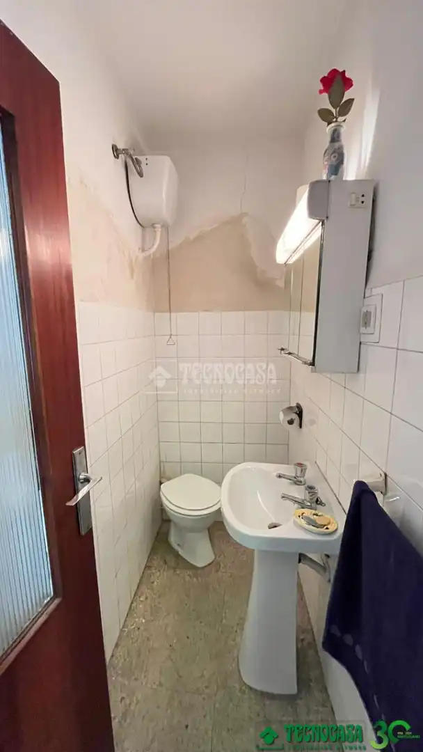 Bathroom of Detached homes for sale in Arenas de San Pedro