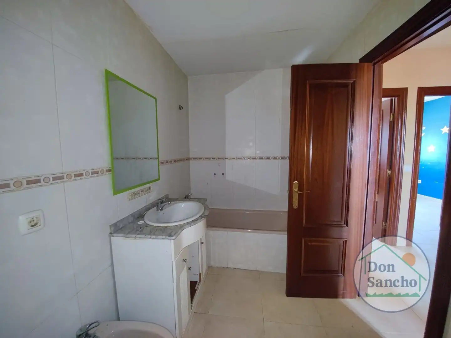Bathroom of Detached homes for sale in Pozaldez  with Heating and Private garden