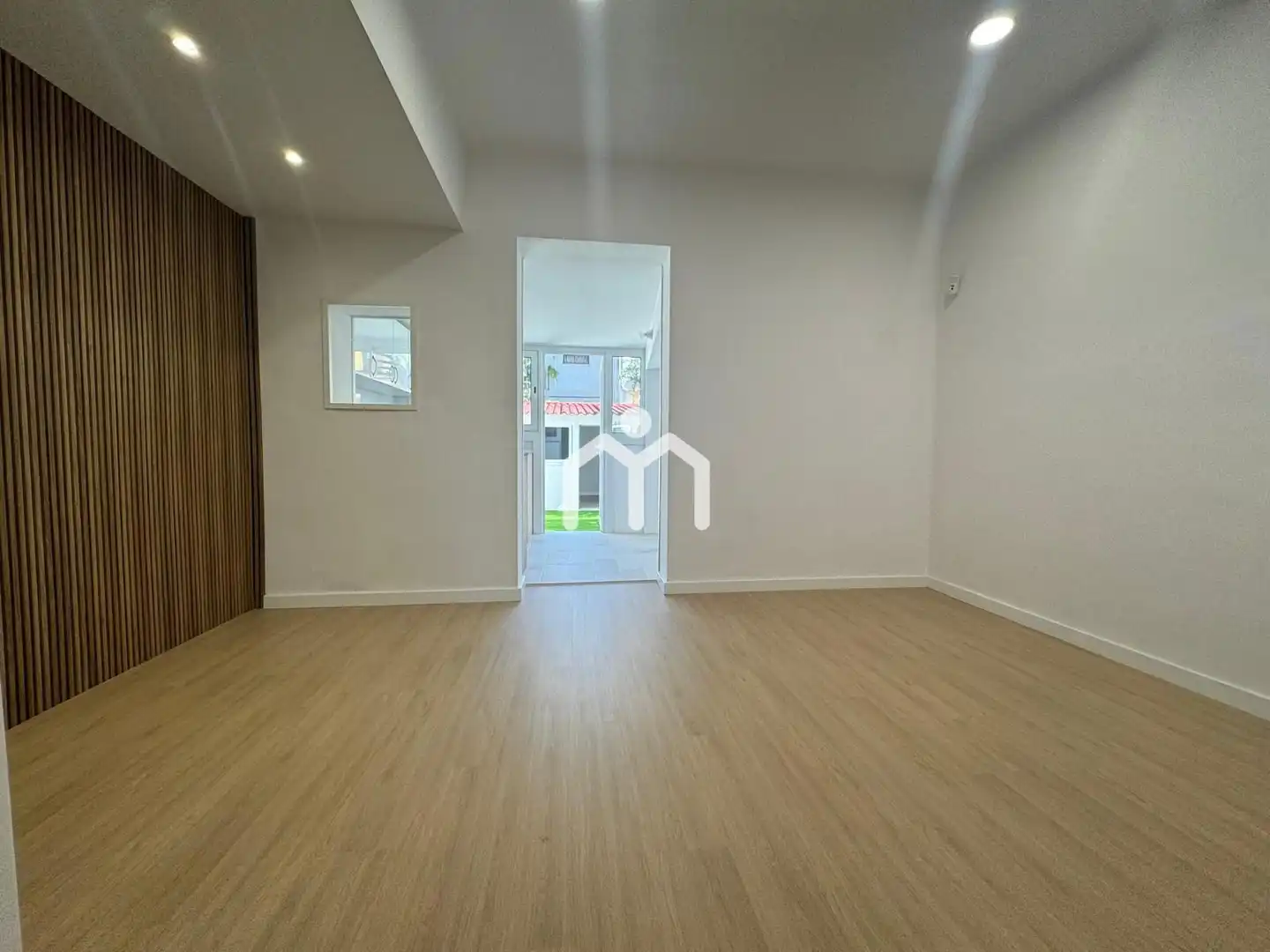 Detached homes for sale in Centre